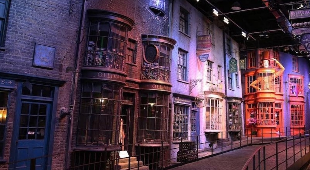 10 Spellbinding Places In London That Harry Potter Fans Will Love