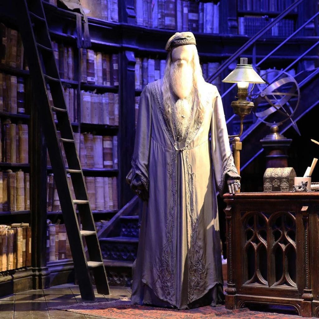 The costume worn by Albus Dumledore in the films at the Harry Potter Studio Tour